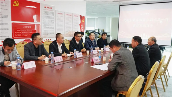 文演教育｜萬載縣政協(xié)副主席謝昌仁一行蒞臨交流指導